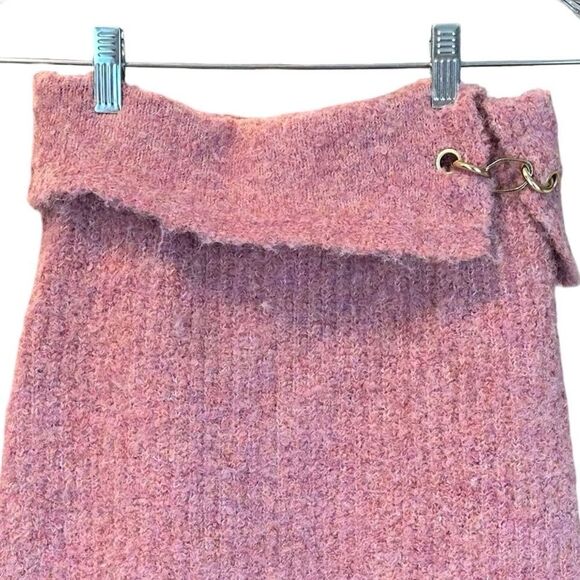 NWT Wild Fable Boucle Mini Skirt Fuzzy Pink Size Small - Picture 8 of 12